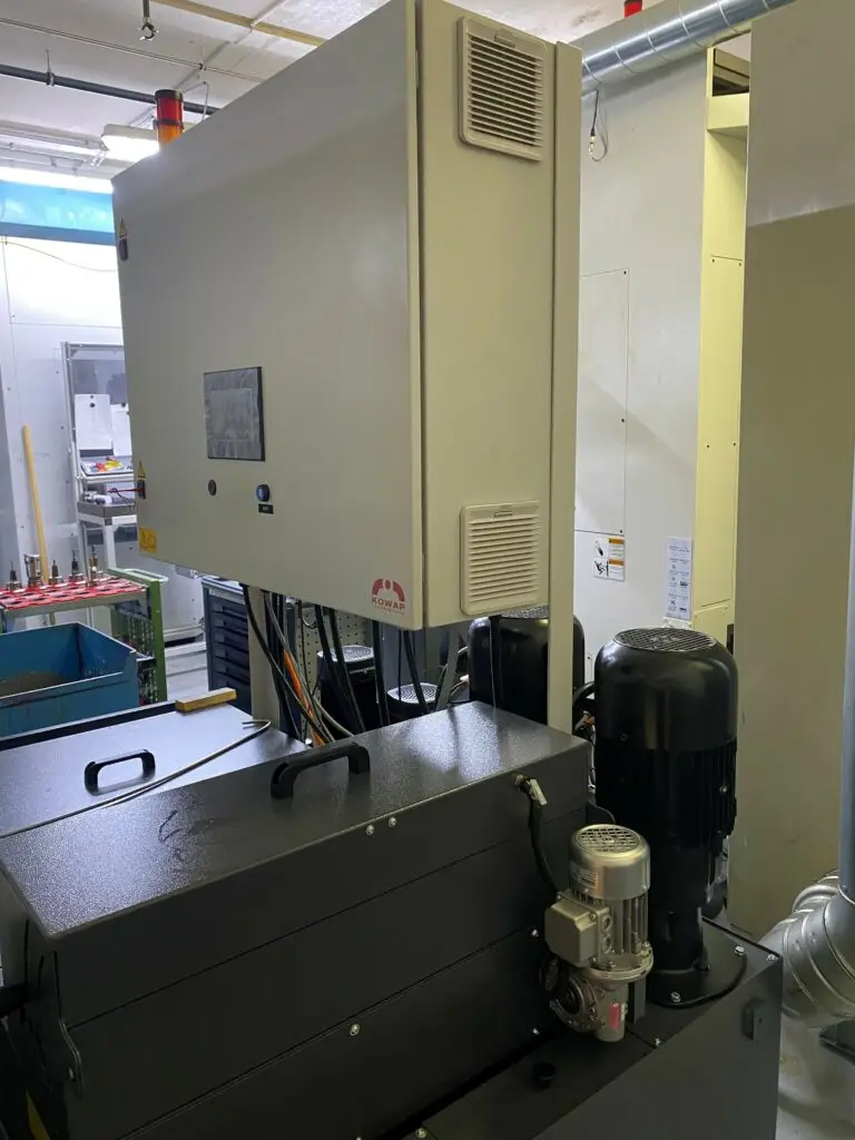 Nakamura-Tome JX-250  - Gebrauchte CNC-Maschine