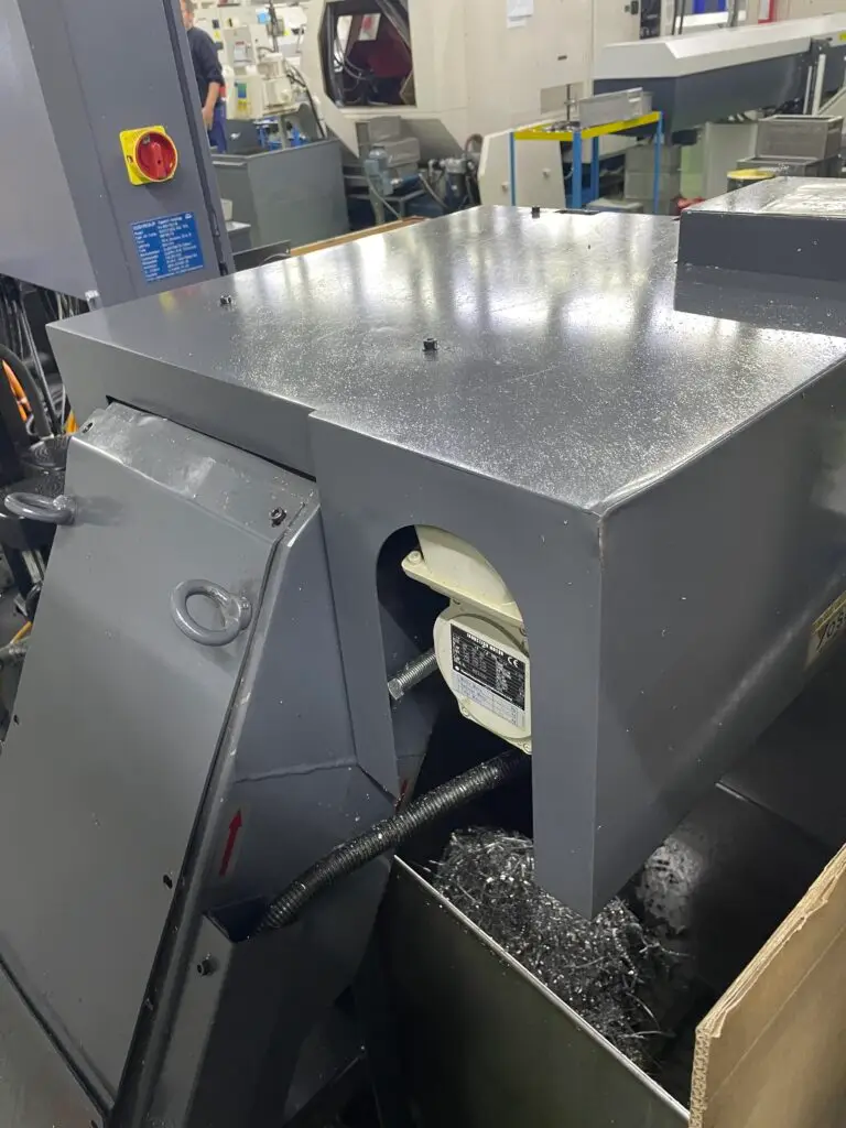 Nakamura NTJX mit Stäubli TX-200 Roboter - Bild 9