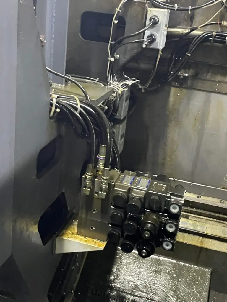 Nakamura NTJX mit Stäubli TX-200 Roboter - Bild 18