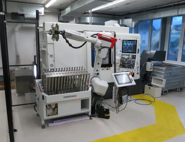 Nakamura WY-150 mit Robojob Turn-Assist - Bild 9