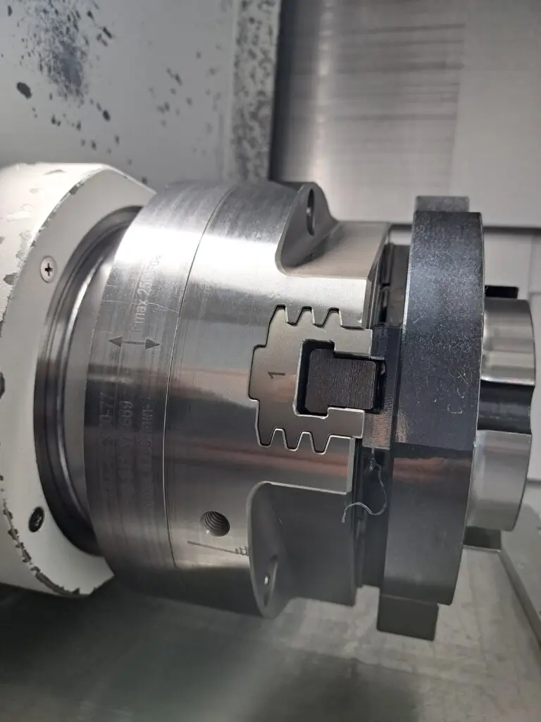 Nakamura WY-150 mit Robojob Turn-Assist - Bild 18