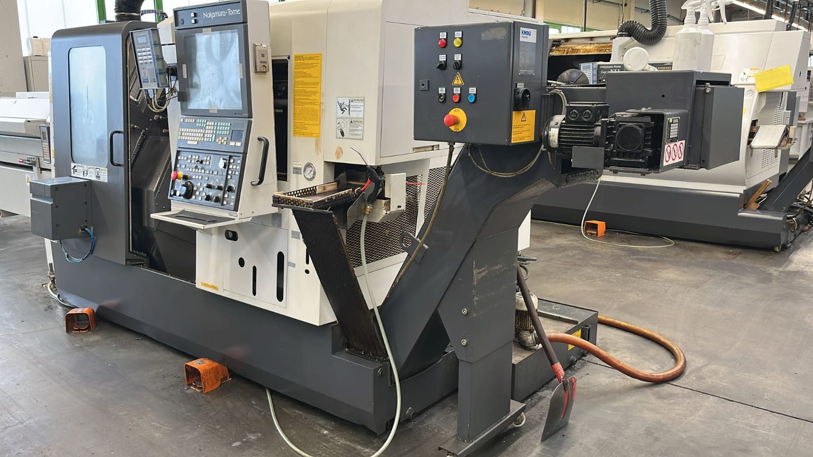 Nakamura-Tome NTY3 (2011) - Gebrauchte CNC-Maschine