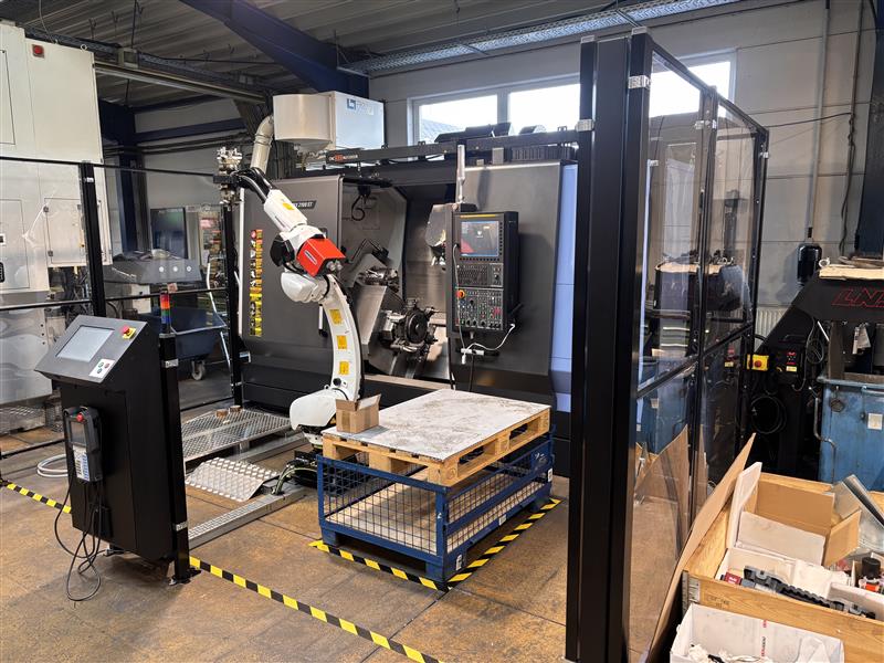 Robojob Pallet Load/Unload Bild 2